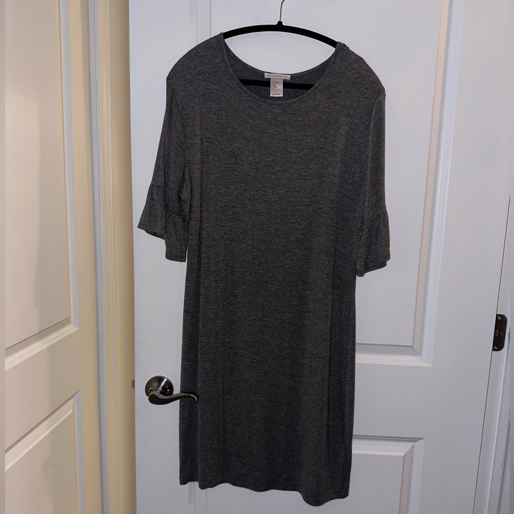 New York & Company Gray T-Shirt Dress; Size Large